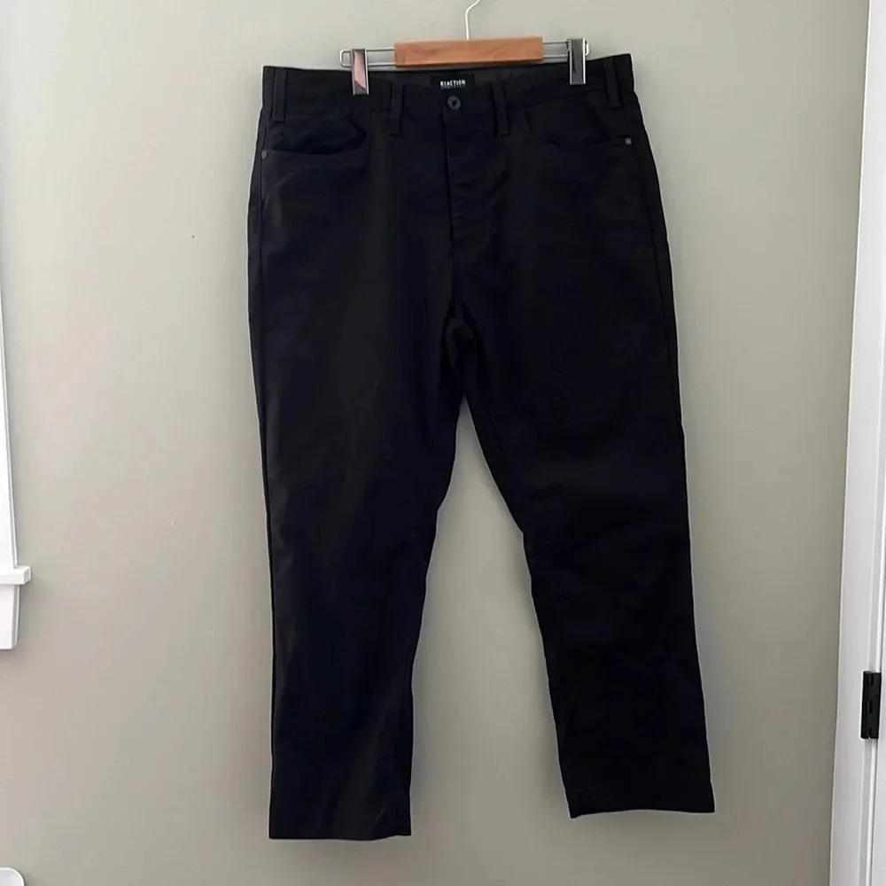 Kenneth Cole Reaction Men’s Black Stretch Chino Pants 36x32 Straight Fit
